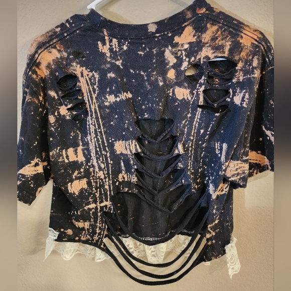 ! Nirvana Designer-Modified Bleached Dist Crop Tee in Black/Brown w Lace -SZ M ! - Picture 4 of 4